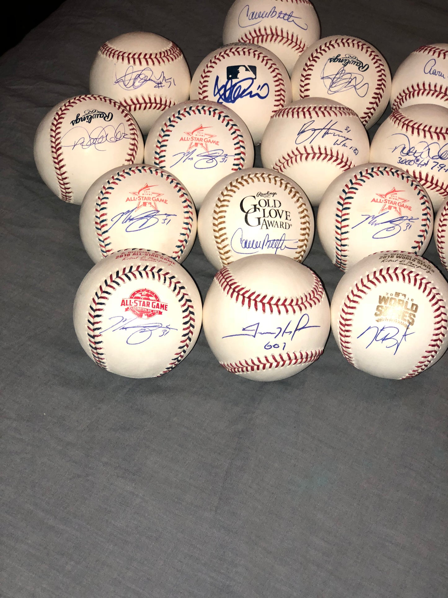 Klay Thompson Autographed Photo.