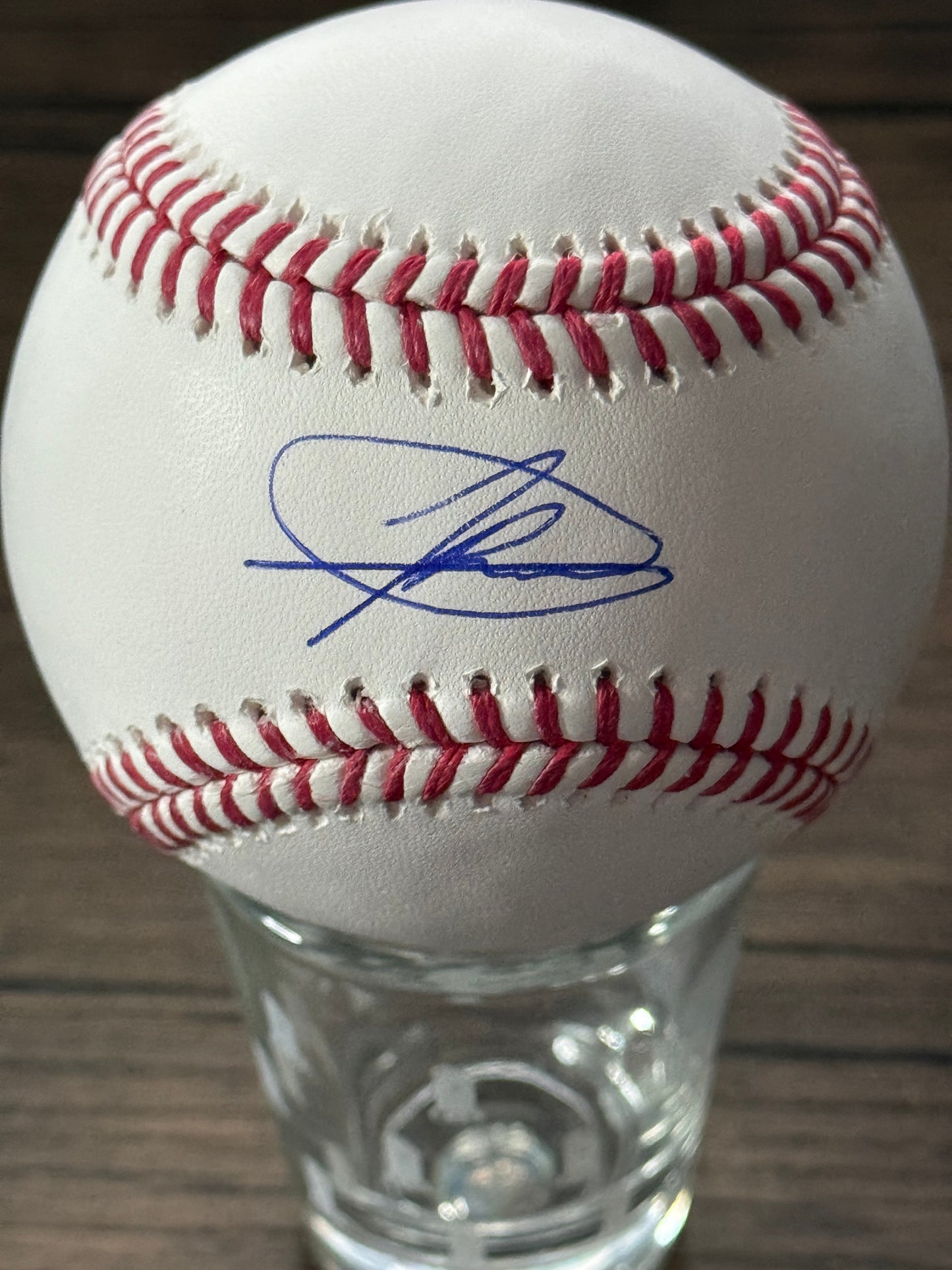 Jasson Domínguez Autographed Baseball ( No certification.)