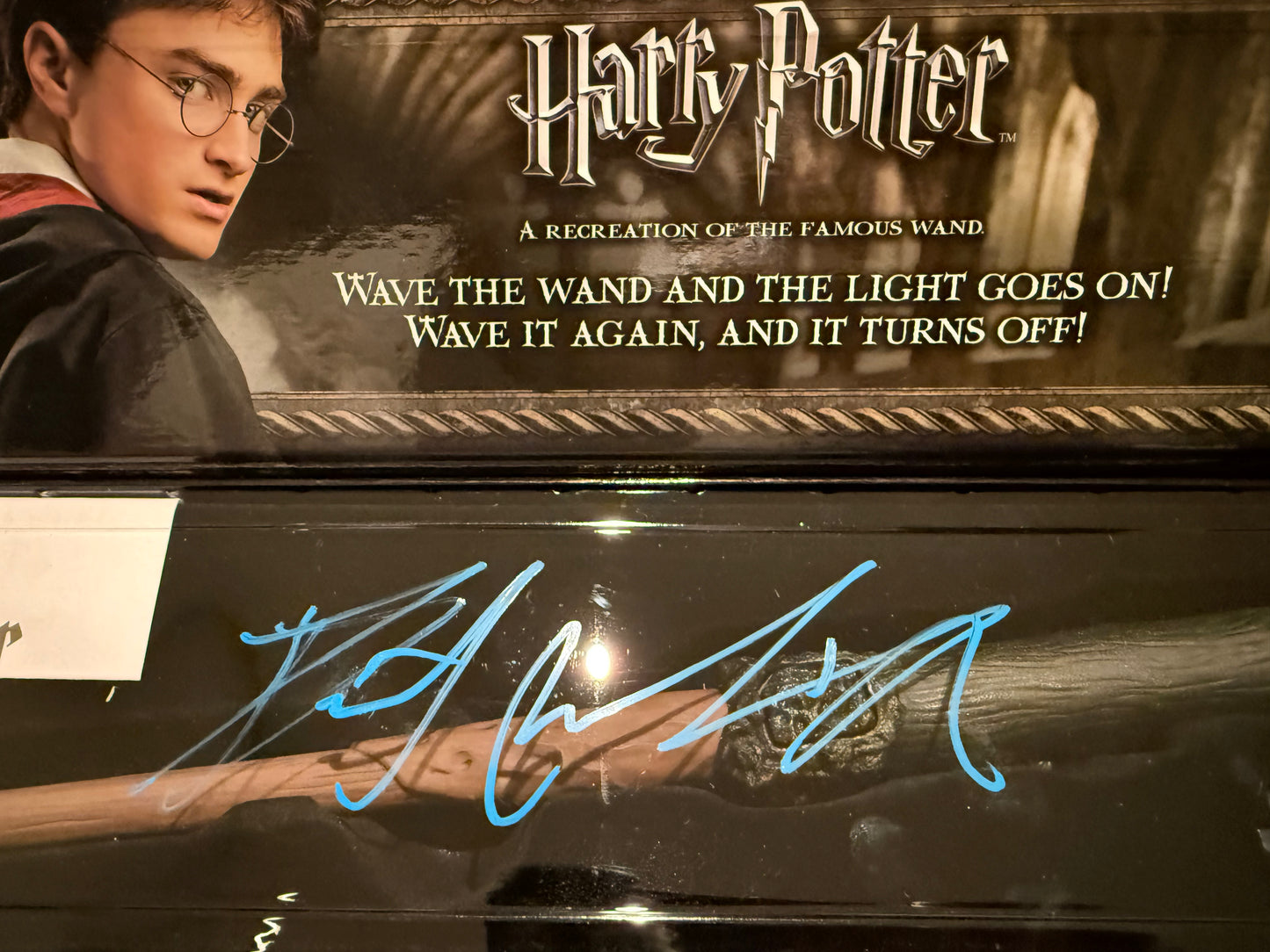 Daniel Radcliffe Signed HARRY POTTER Autographed Illuminating Wand.(Blue)