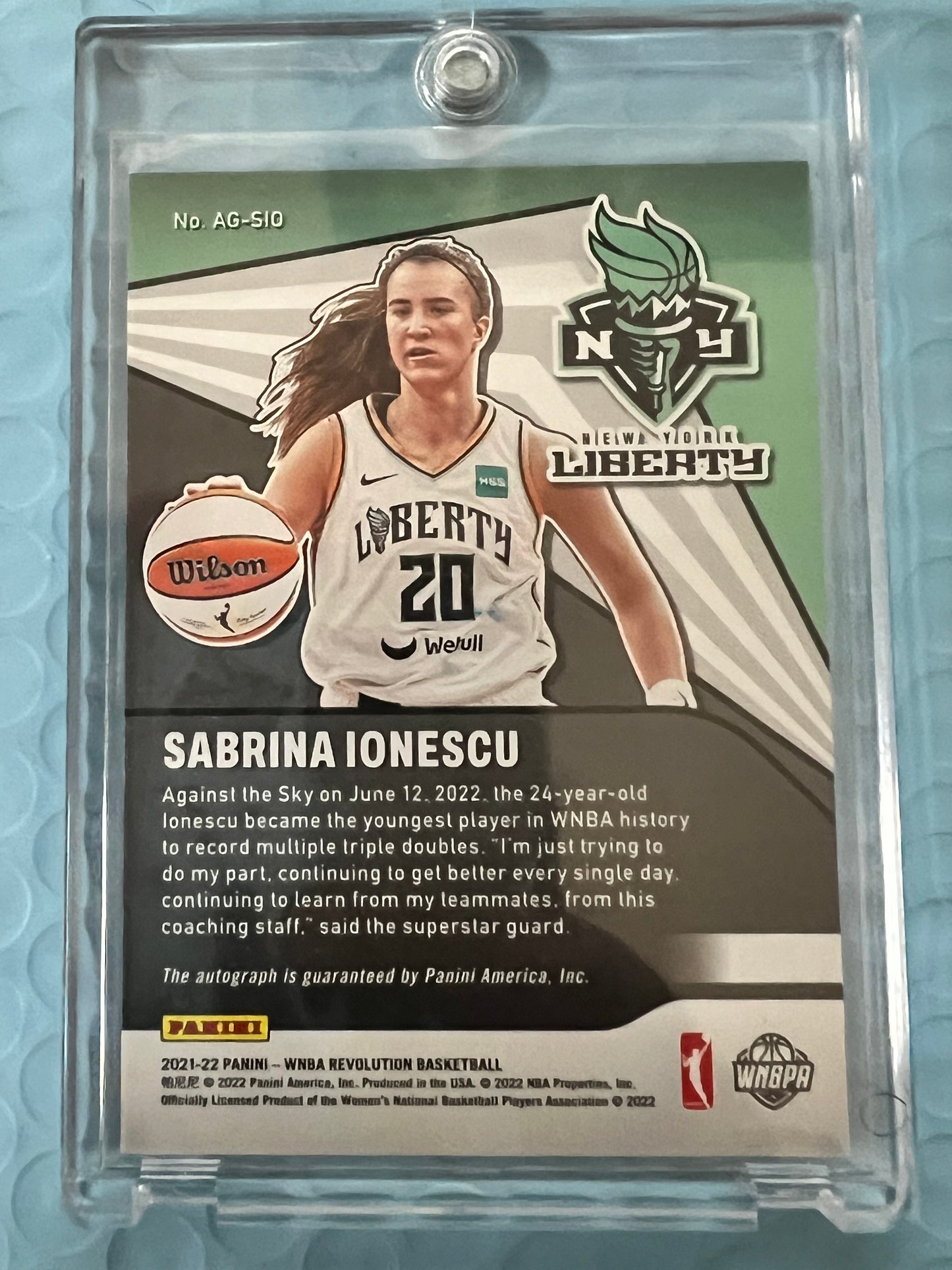 2021-22 Panini Revolution WNBA Sabrina Ionescu Auto, No. AG-SIO New York Liberty