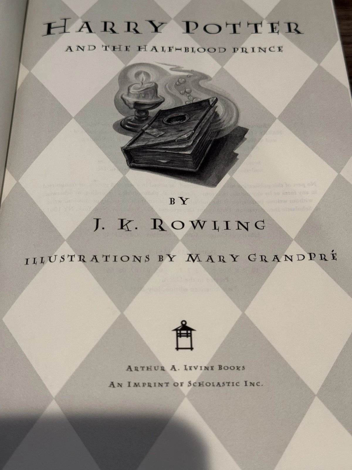 Daniel Radcliffe Signed Harry Potter The Half-Blood Prince Book. (IP)