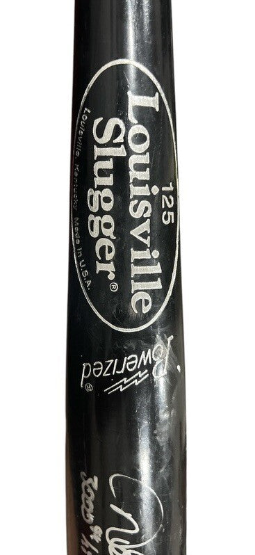 Derek Jeter Autographed Game Used Baseball Bat P72 New York Yankees.